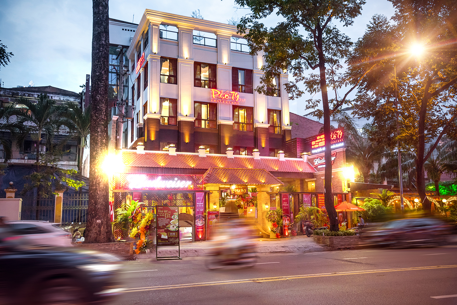 Pho 79 Restaurant - front facade at night